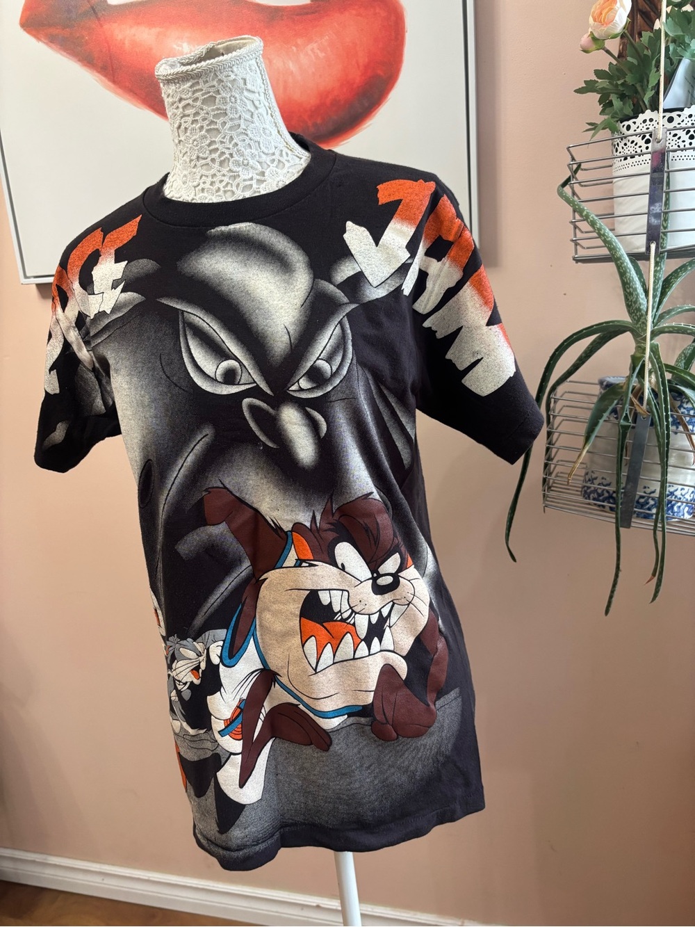 Warner Bros. 1996 Black & Orange Space Jam Graphic Tee with Taz & Bugs - Picture 4 of 16